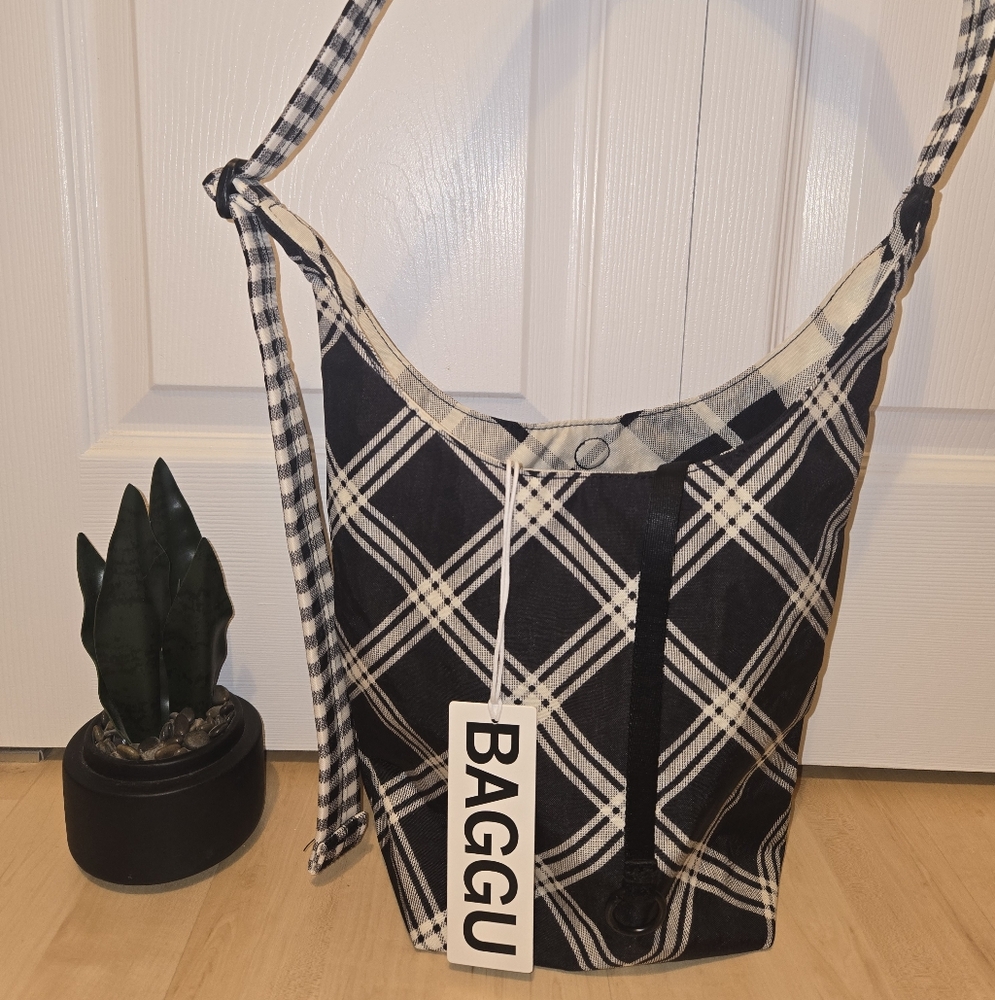 Baggu Small Nylon Sling Bag